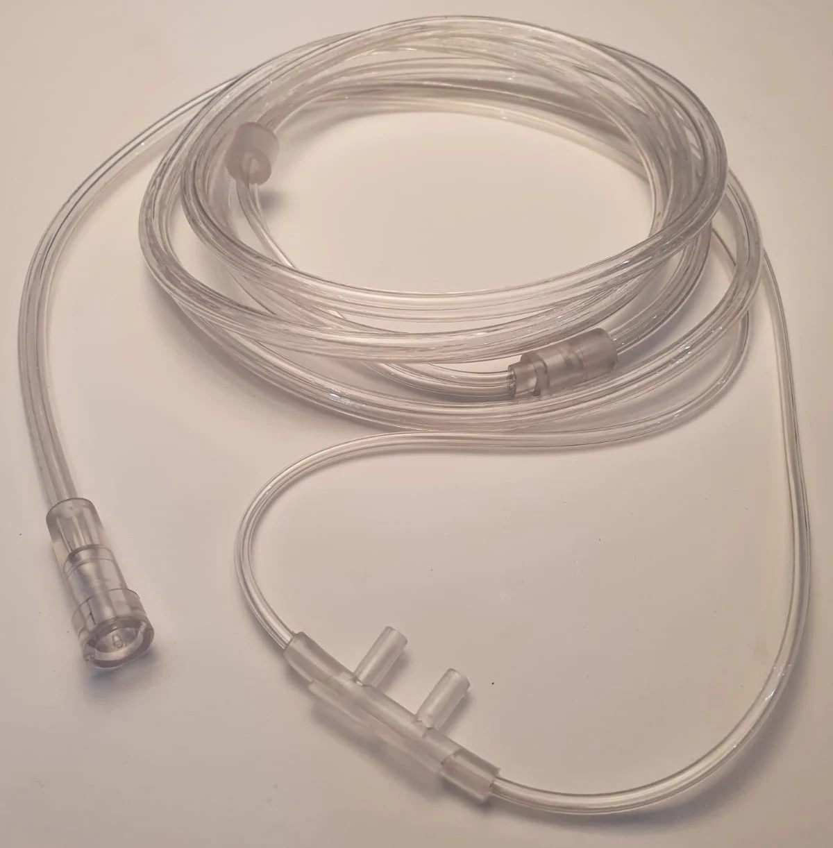 Canula nazala SOFT, Adult, 2.1m, 6 LPM, transparenta, narine drepte si cilindrice (fara ftalati)
